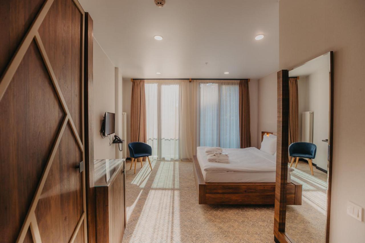 Capo Verde Hotel باتومي المظهر الخارجي الصورة